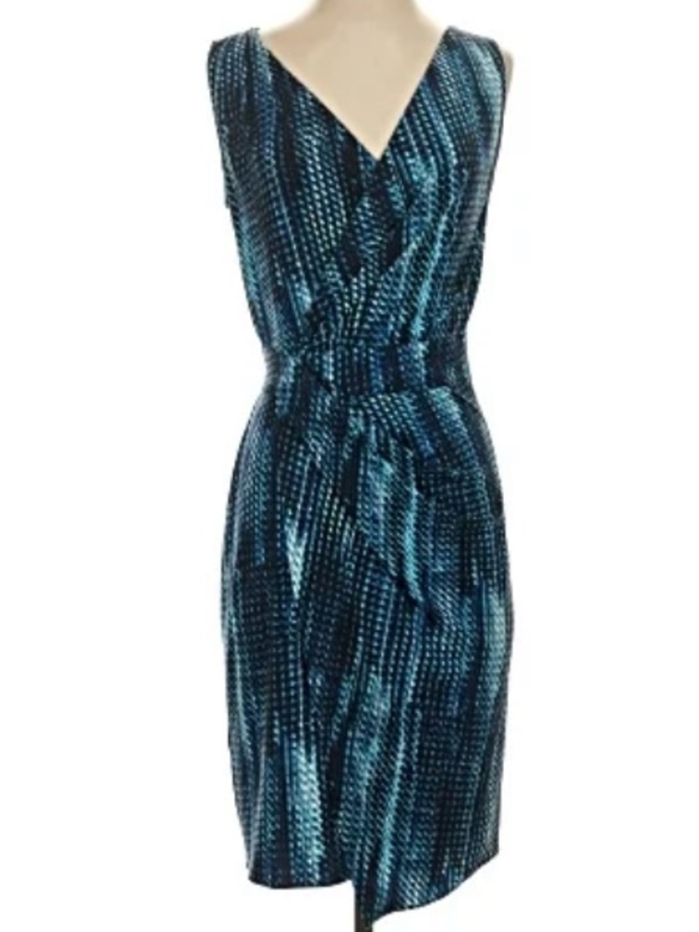Tahari Sleeveless Blue Patterned V-Neck Sheath Dress